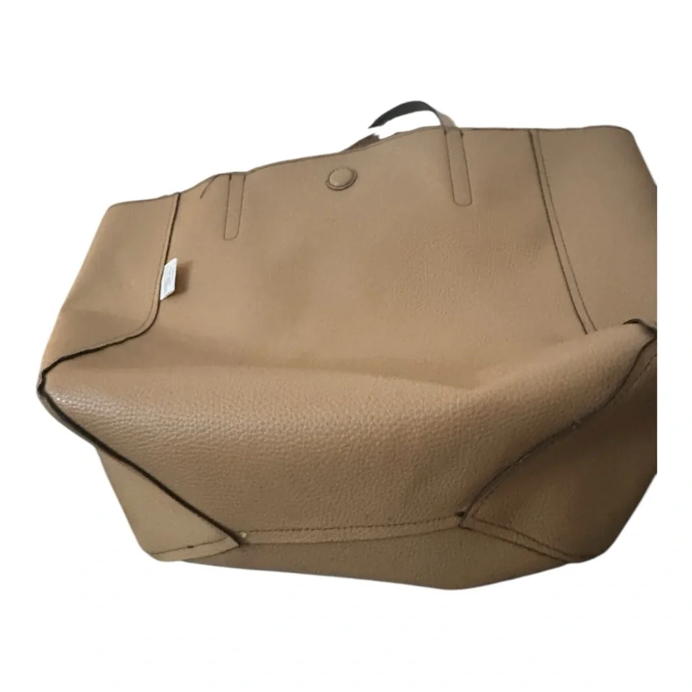 Everyday Black Leather Tote with Contrast Interior